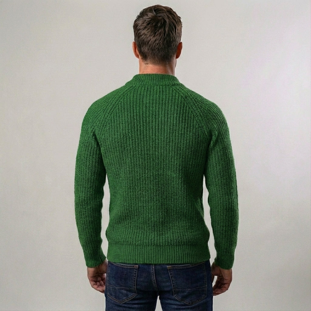 Timeless Minimal Roundneck Sweater